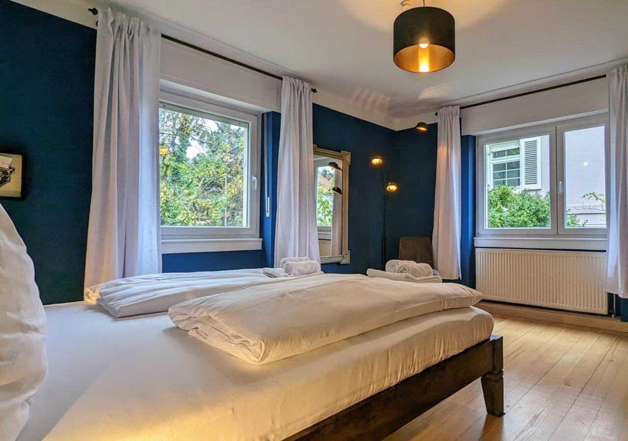Apartment 65qm Altbaucharme Mit Zwei Balkonen *