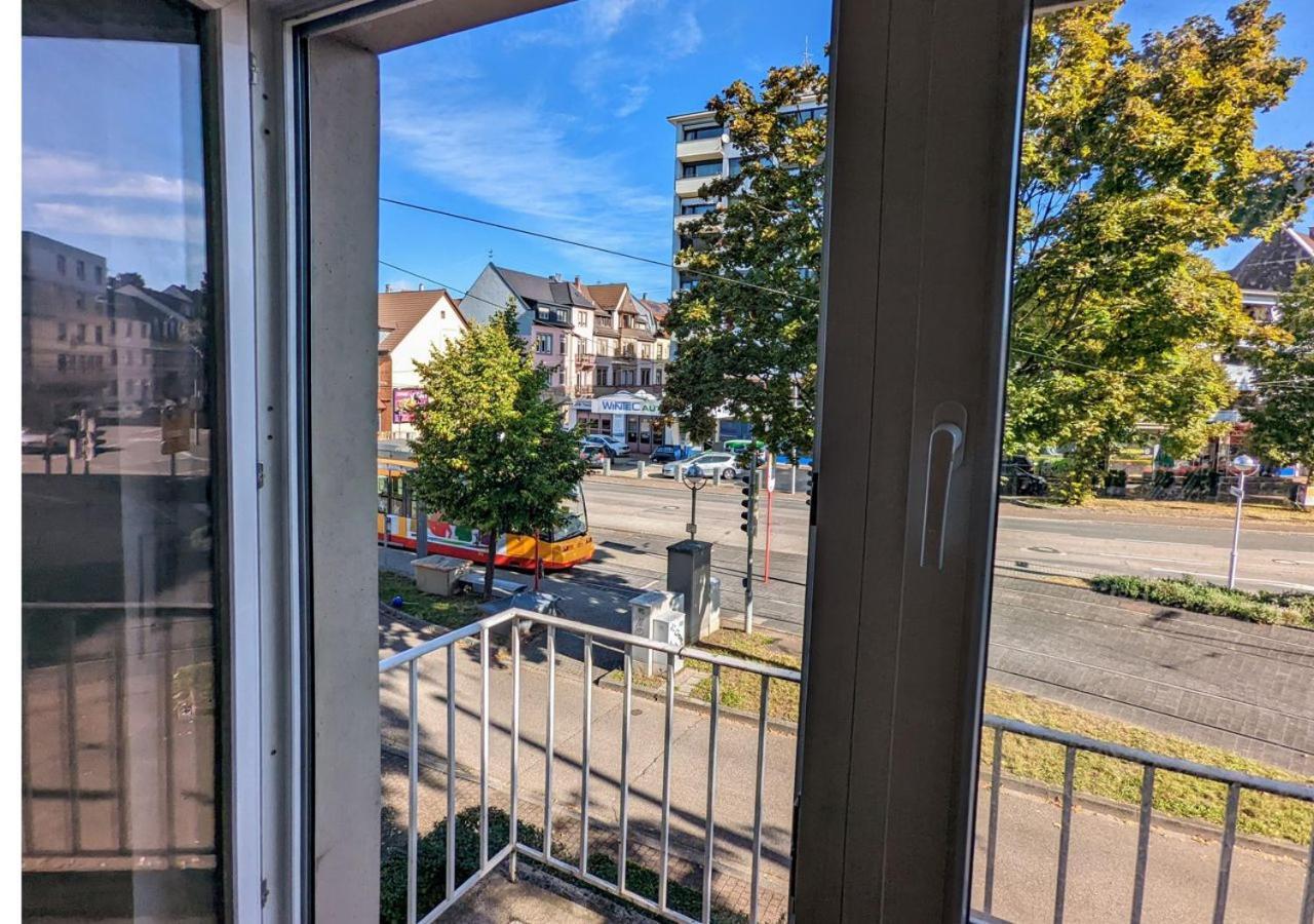 Apartment 65qm Altbaucharme Mit Zwei Balkonen